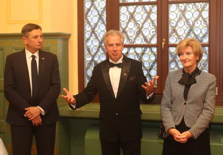 ONA ON PRIREDITEV RADIA 94 01 FOTO LJUBO VUKELIČ